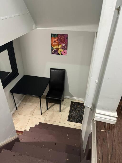 Bernie's Basement * Milton